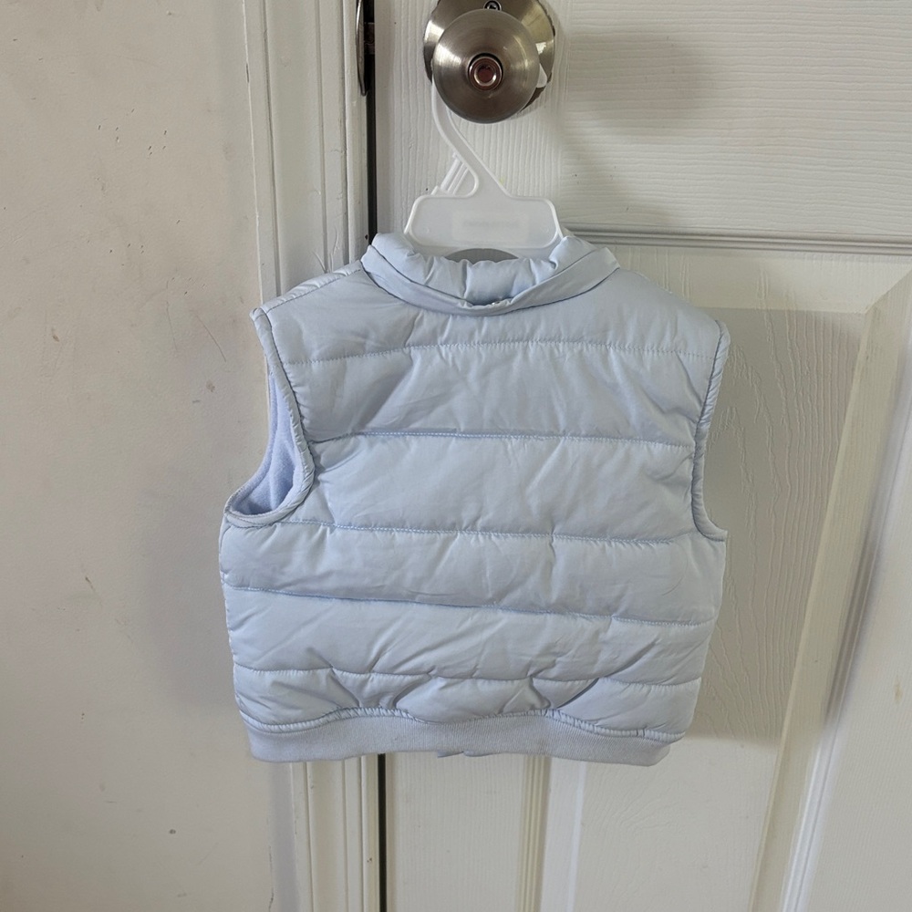 New Tutto Piccolo Hooded Waistcoat - Picture 2 of 11